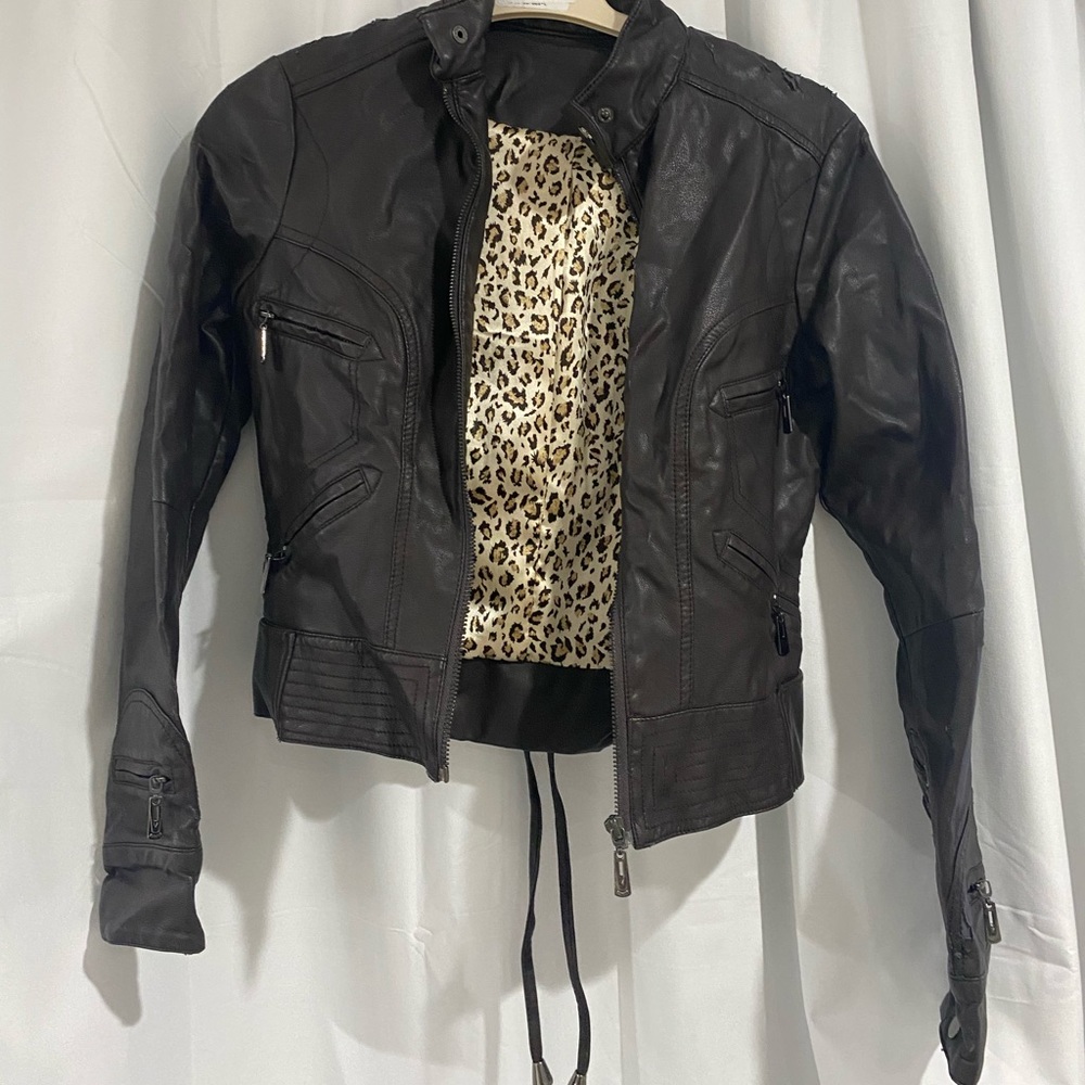 Amazing chocolate brown leather coat